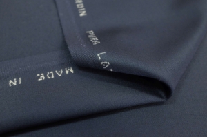 Wełna Kostiumowa 100% Vergine Pierre Cardin Granat