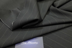 Wełna Garniturowa Ciemny Granat Prążek Stock