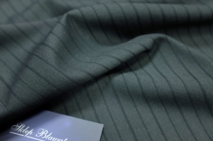 Wełna 100% Garniturowa Prążek Grafitowa Stock