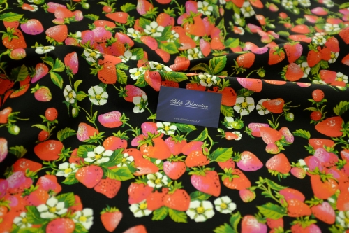 Bawełna Lycra Pika Fragole 02.jpg