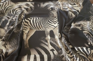 Jedwab Naturalny Krepa Na Satynie D&G Zebra 