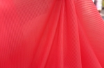 Poliester 100% Szyfon Plisowany Karnawałowy CZerwony Arbuzowy 01.jpg