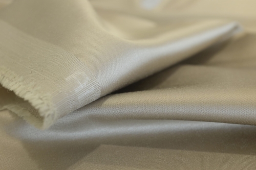 Wiskoza Lycra Kostiumowa Satyna Alta Moda Beige 01.jpg