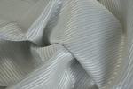 Jedwab Naturalny Nabłyszczany Pasy Kupon Srebrny 05.jpg